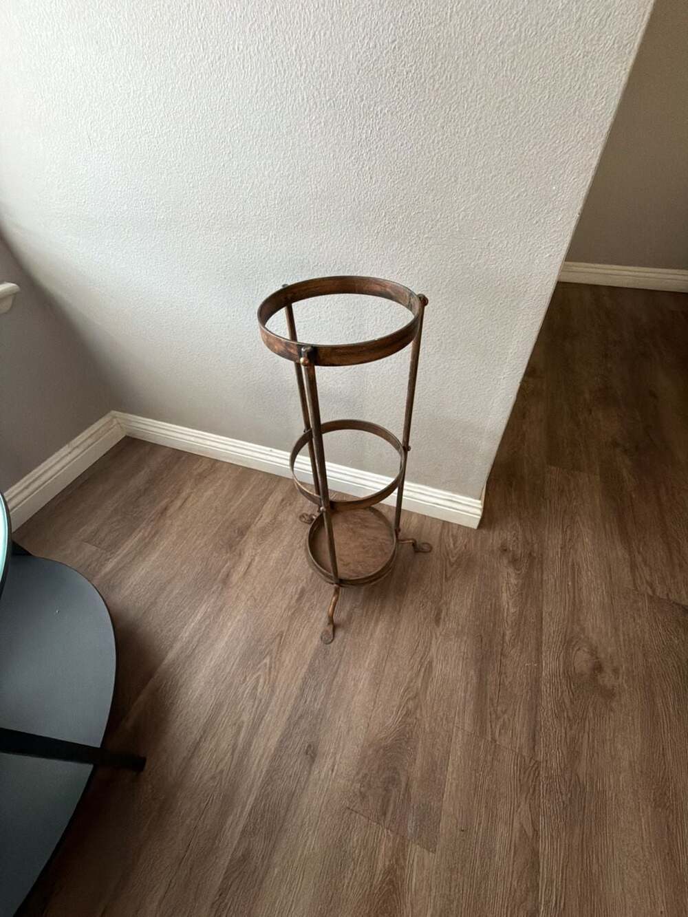 Vintage Metal Umbrella Stand Bronze Tone 3 Tier Holder